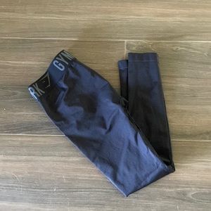 Black Gym Shark Leggings